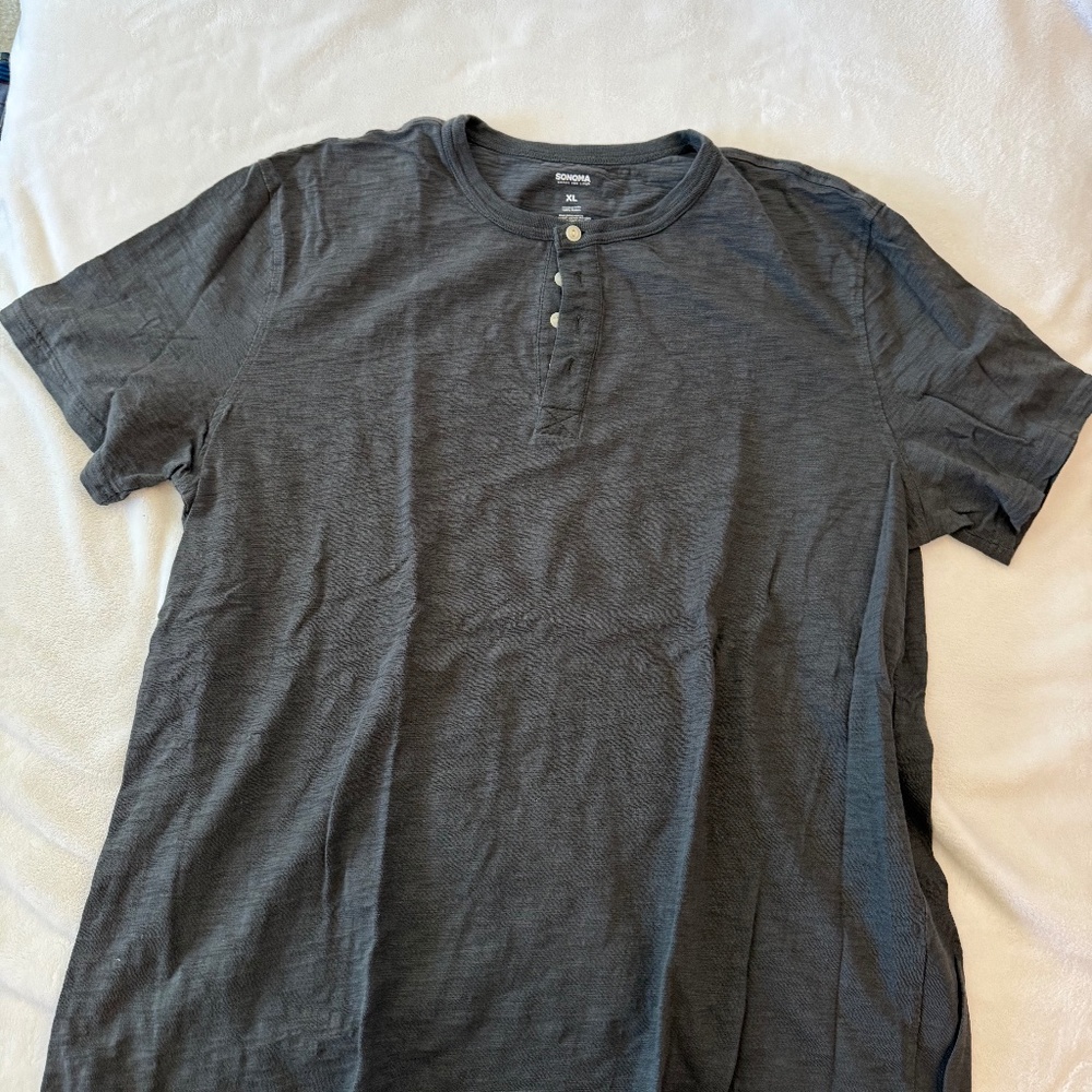 Sonoma 3 button, pullover